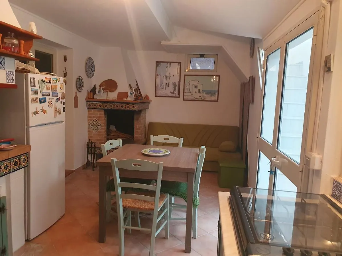 Niko House Villa Carloforte  Carloforte (Isola di San Pietro)